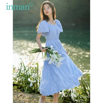Женское платье INMAN 2023, Летняя Волна, Короткий рукав, Плиссированный Круглый вырез, А-образная эластичная талия, Полая Кружевная Элегантная Бело-синяя юбка