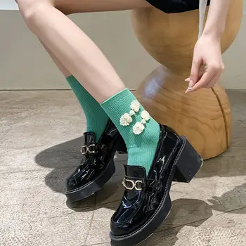 Удобный контрастный цвет, осенние спортивные Чулочно-носочные изделия с пуговицами в виде китайской лягушки, Женские Короткие носки, хлопковые носки, носки для бега
